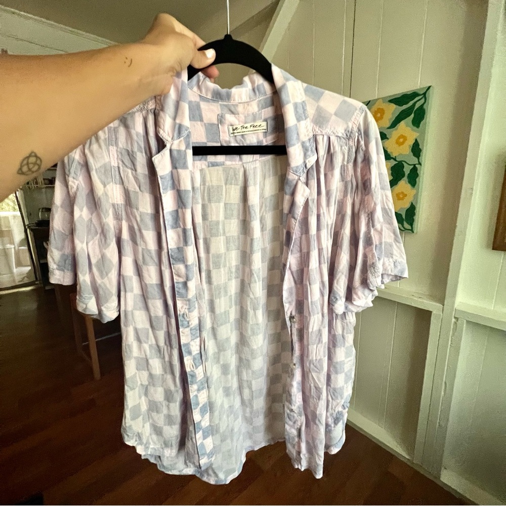 Checkered button up